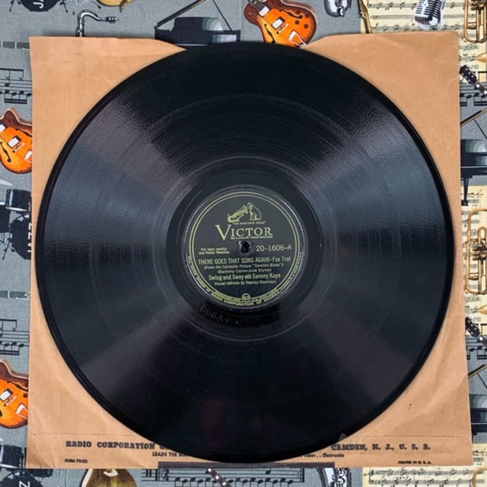 Sammy Kaye. Victor 78 RPM 20-1606 Swing and Sway with Sammy Kaye.
